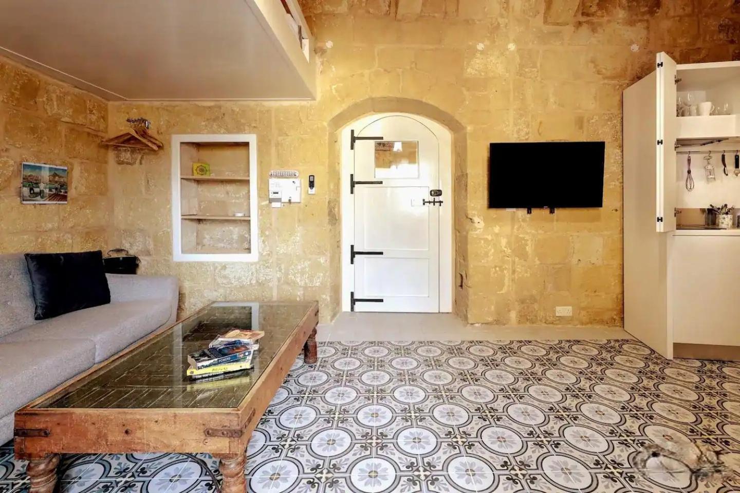 Historic Hideaways - 900 Year Old Converted Studios Victoria Buitenkant foto