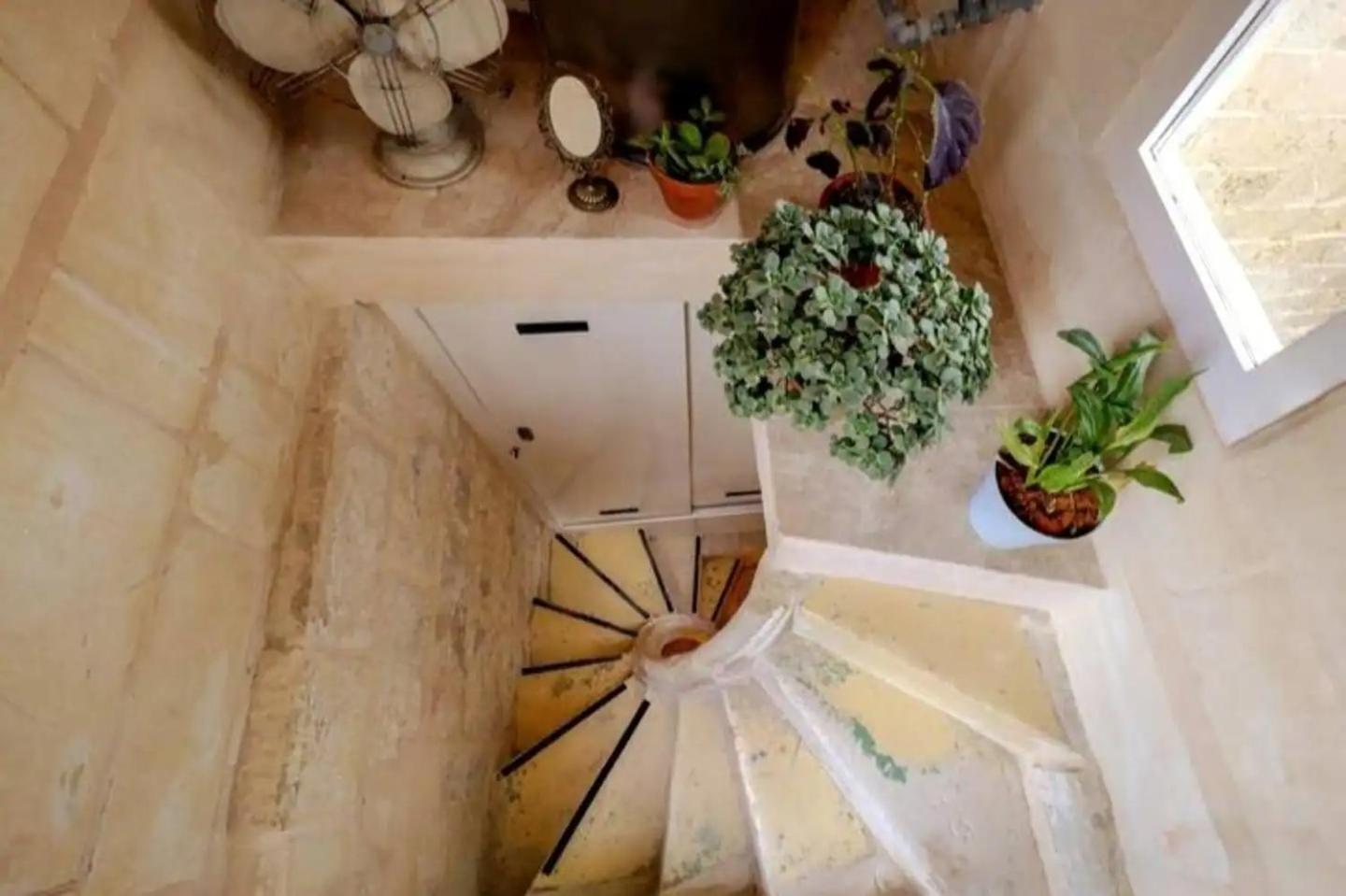 Historic Hideaways - 900 Year Old Converted Studios Victoria Buitenkant foto